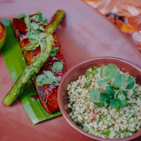 Où Manger le Meilleur Couscous Royal à Marrakech? Découvrez Comptoir Darna